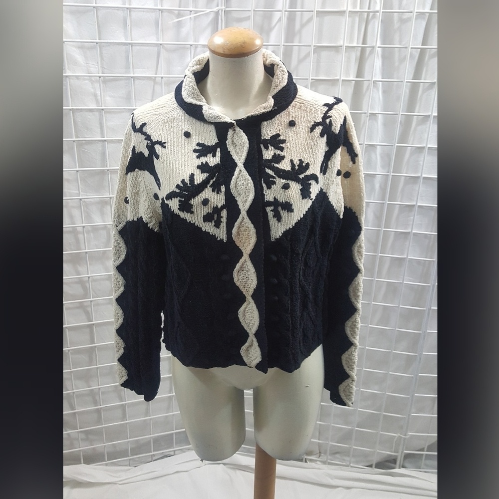 Lisa Nichols-Sweater